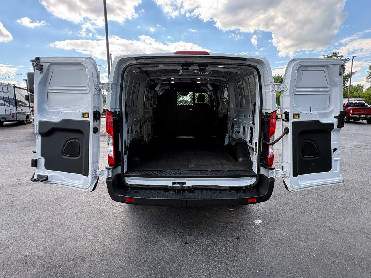 Ford Transit Cargo Van T-250 130" Low Rf 9070 GVWR RWD 2023