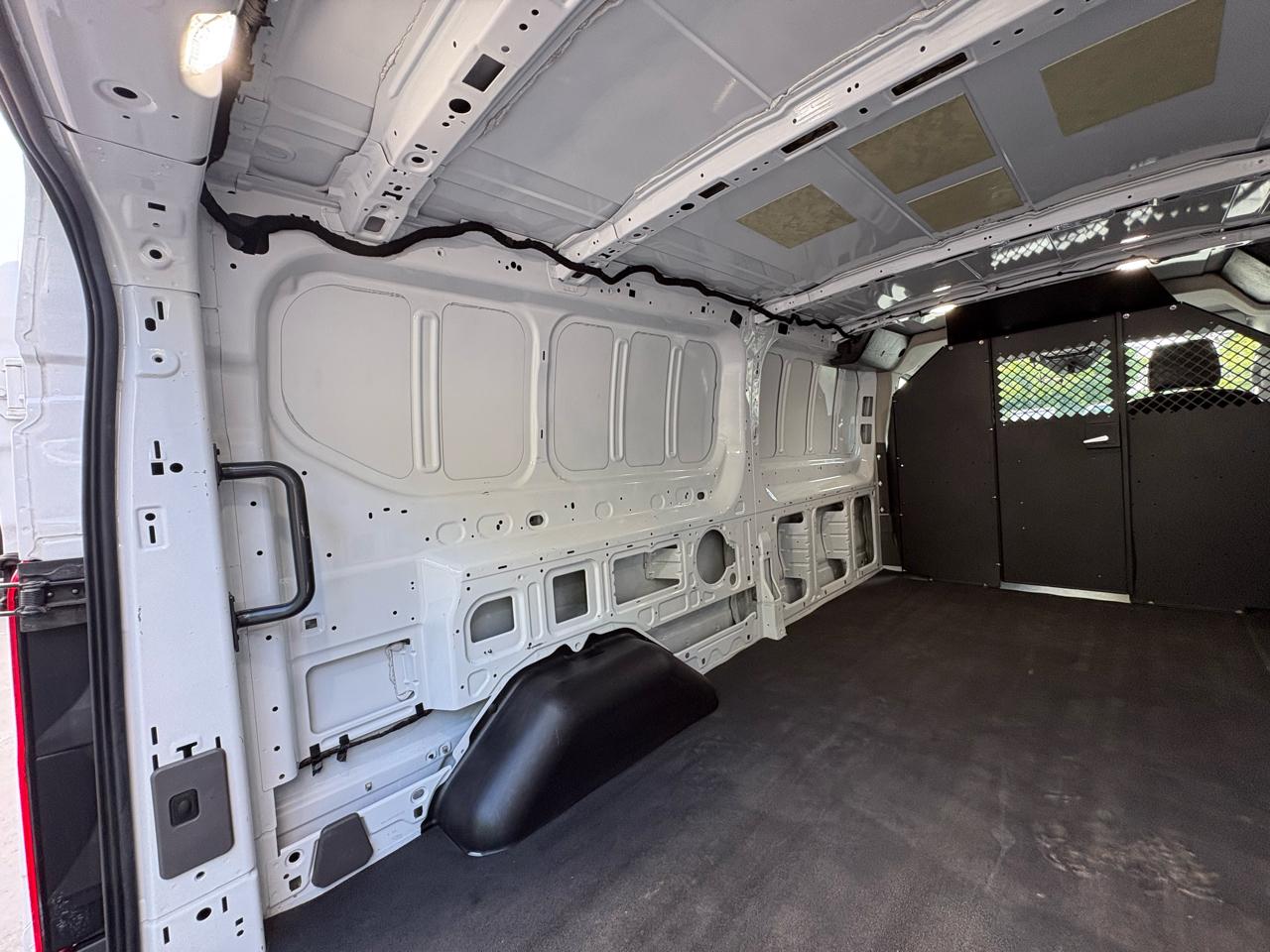 Ford Transit Cargo Van T-250 130" Low Rf 9070 GVWR RWD 2023