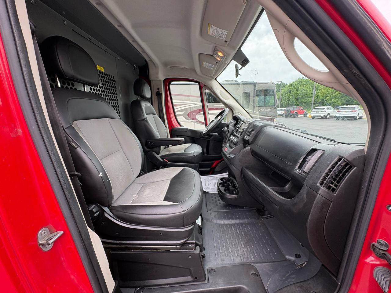 RAM ProMaster Cargo Van 1500 Low Roof 136" WB 2021