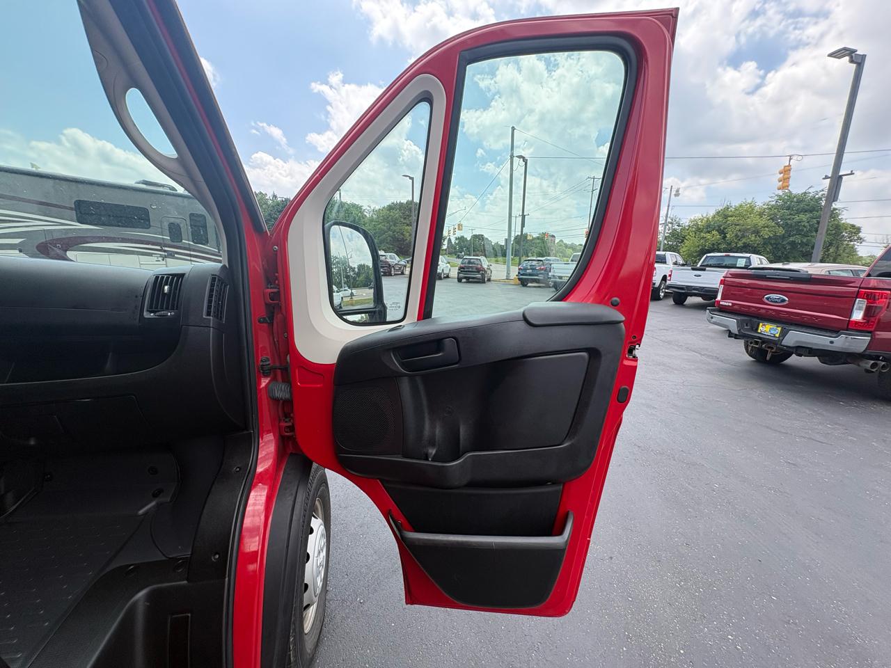 RAM ProMaster Cargo Van 1500 Low Roof 136" WB 2021
