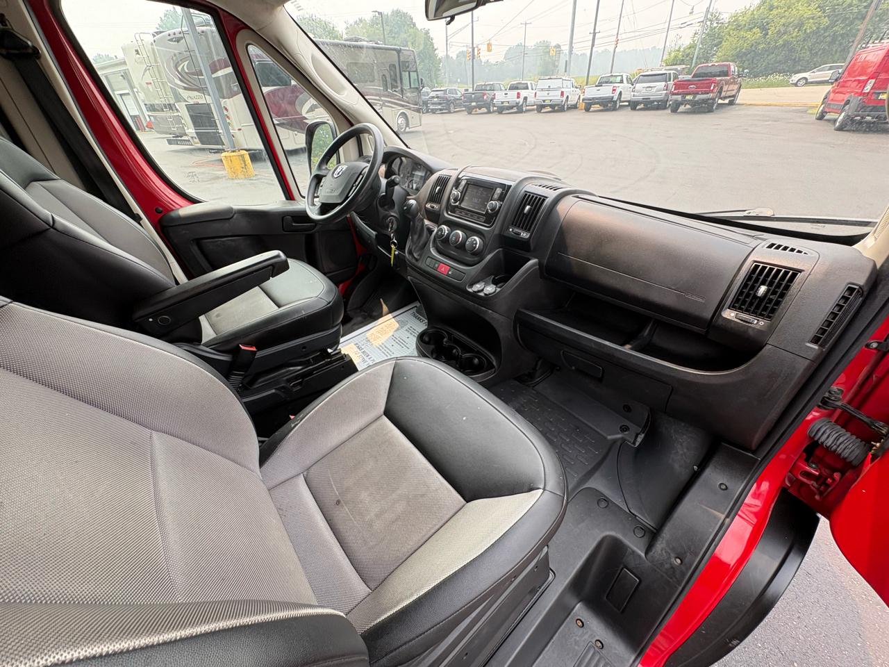 RAM ProMaster Cargo Van 1500 Low Roof 136" WB 2021