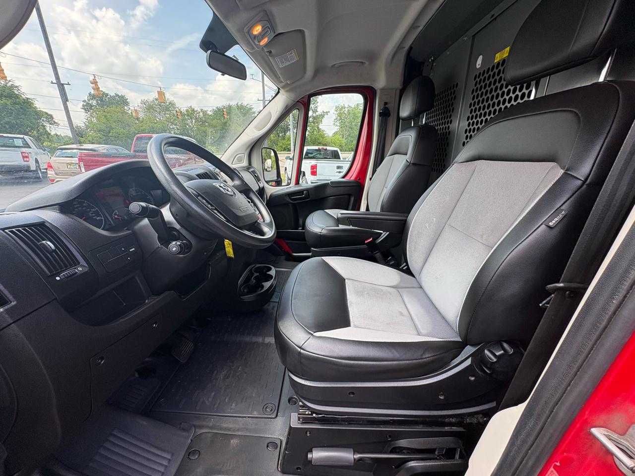 RAM ProMaster Cargo Van 1500 Low Roof 136" WB 2021