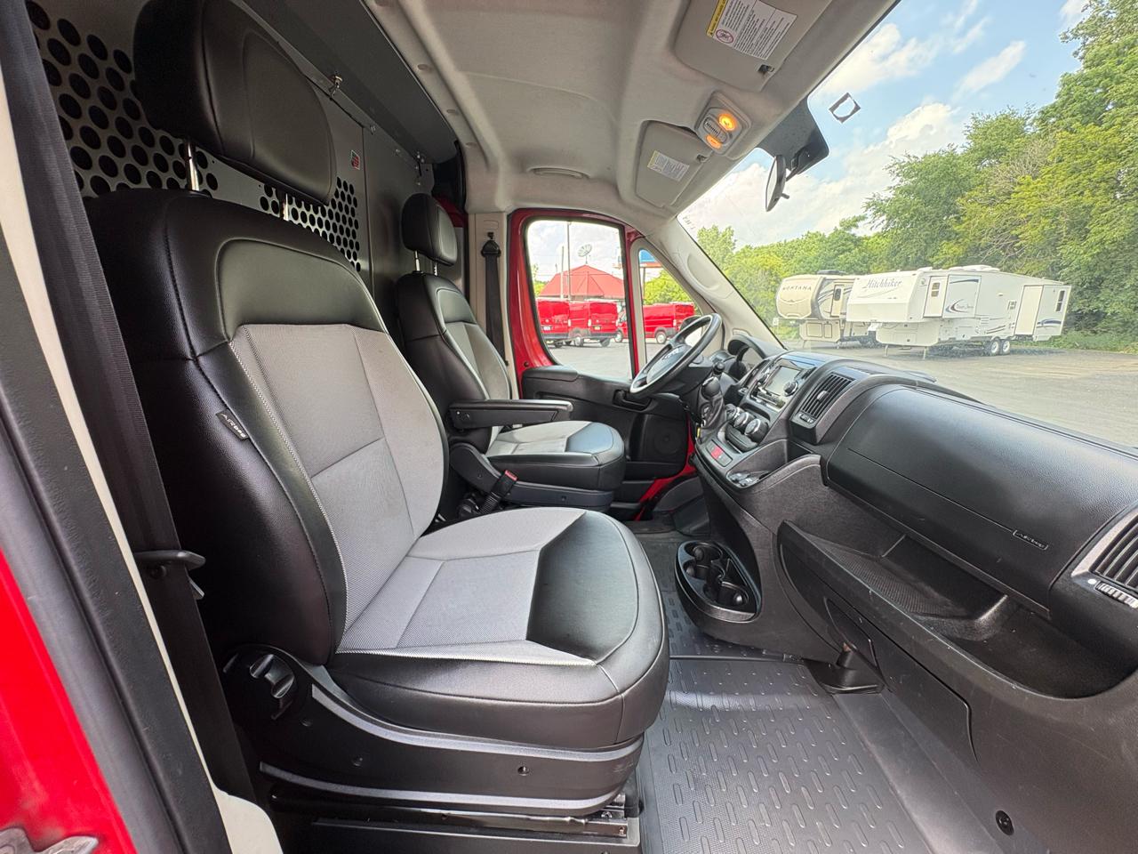 RAM ProMaster Cargo Van 1500 Low Roof 136" WB 2021