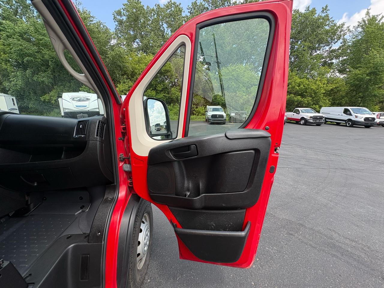 RAM ProMaster Cargo Van 1500 Low Roof 136" WB 2021