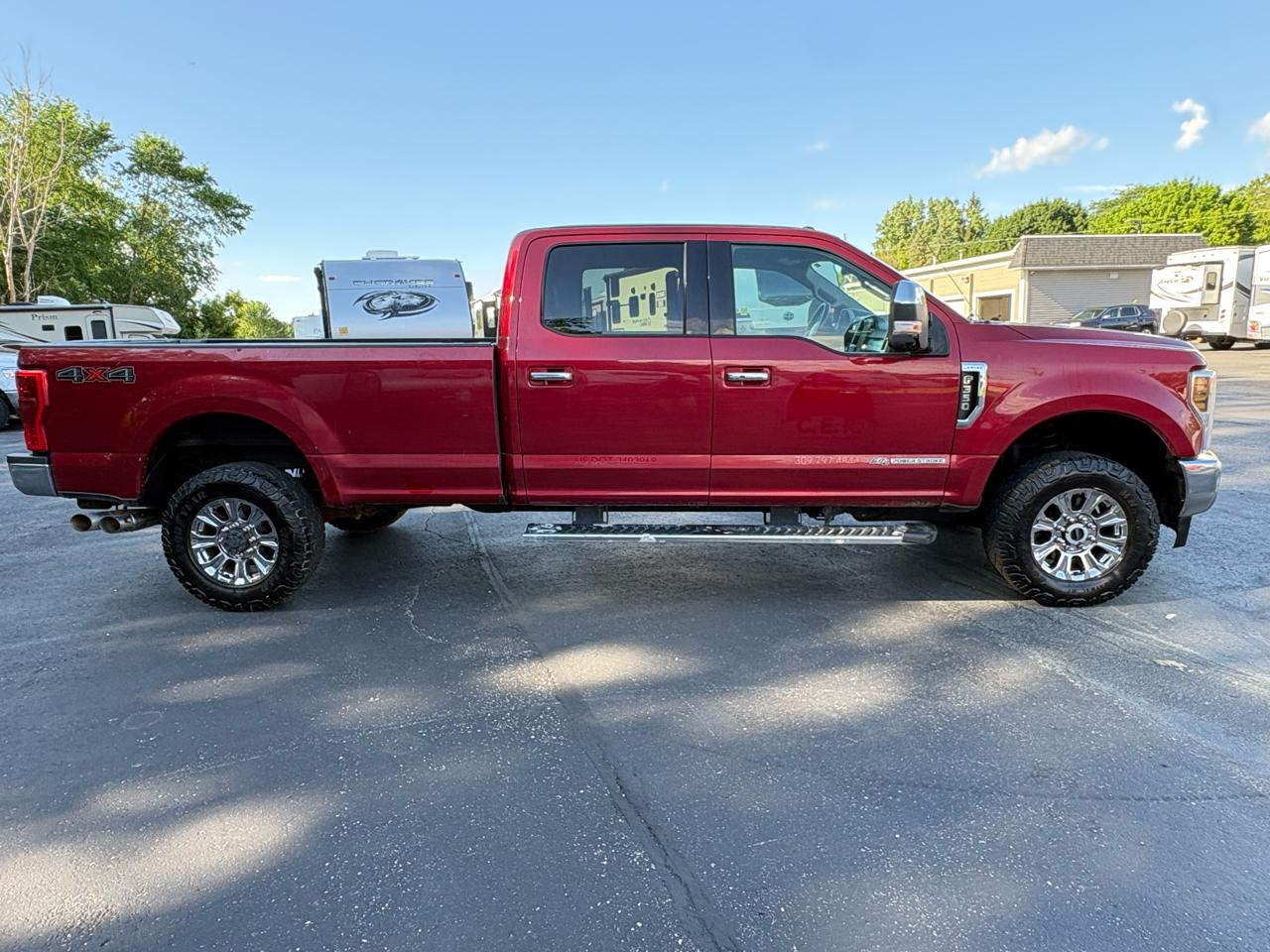 Ford Super Duty F-350 SRW King Ranch 4WD Crew Cab 8' Box 2018