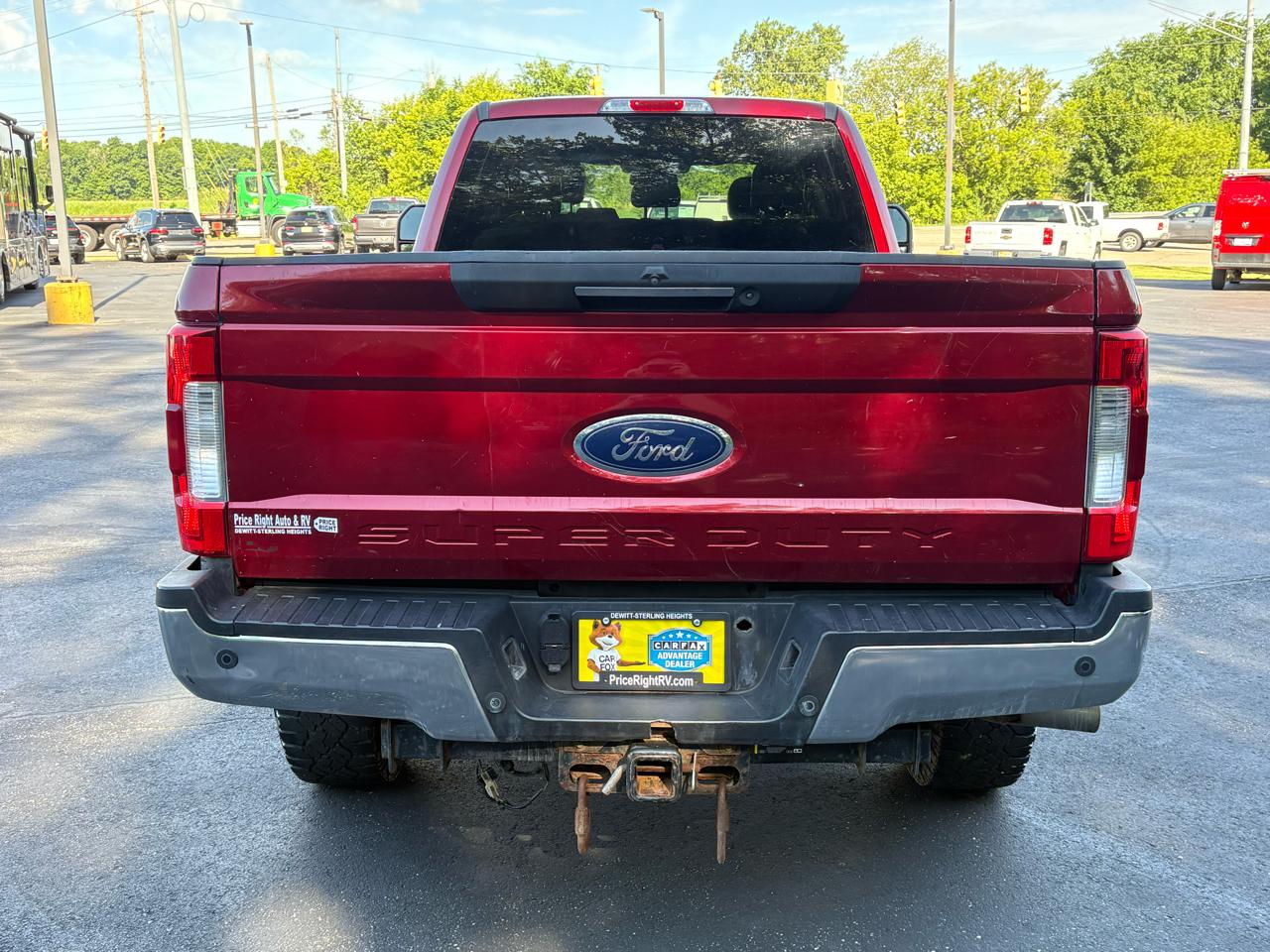 Ford Super Duty F-350 SRW King Ranch 4WD Crew Cab 8' Box 2018