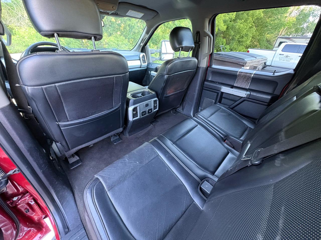 Ford Super Duty F-350 SRW King Ranch 4WD Crew Cab 8' Box 2018