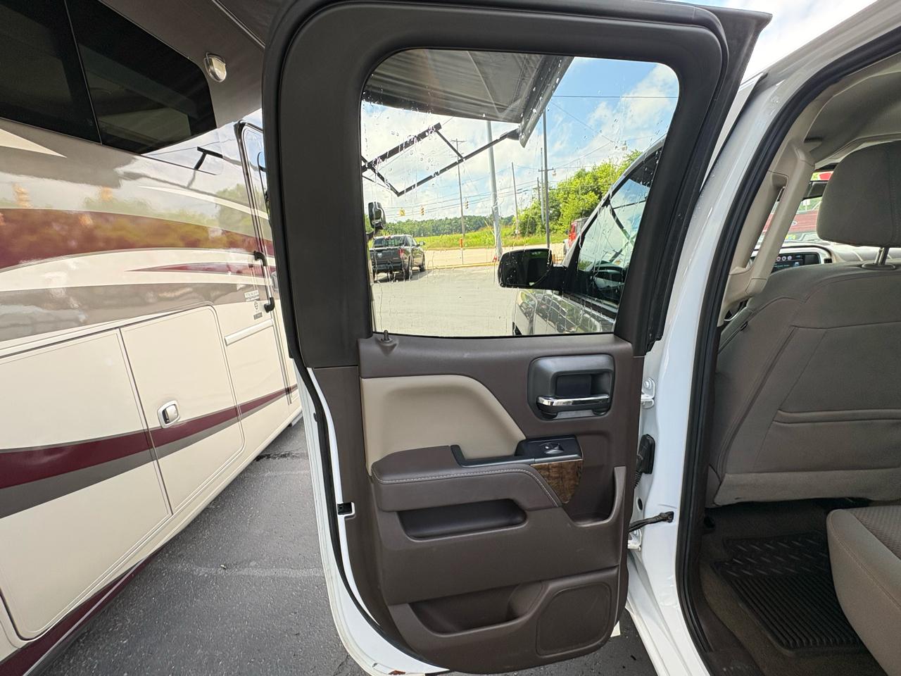 Chevrolet Silverado 1500 4WD Ext Cab 143.5" LT 2018