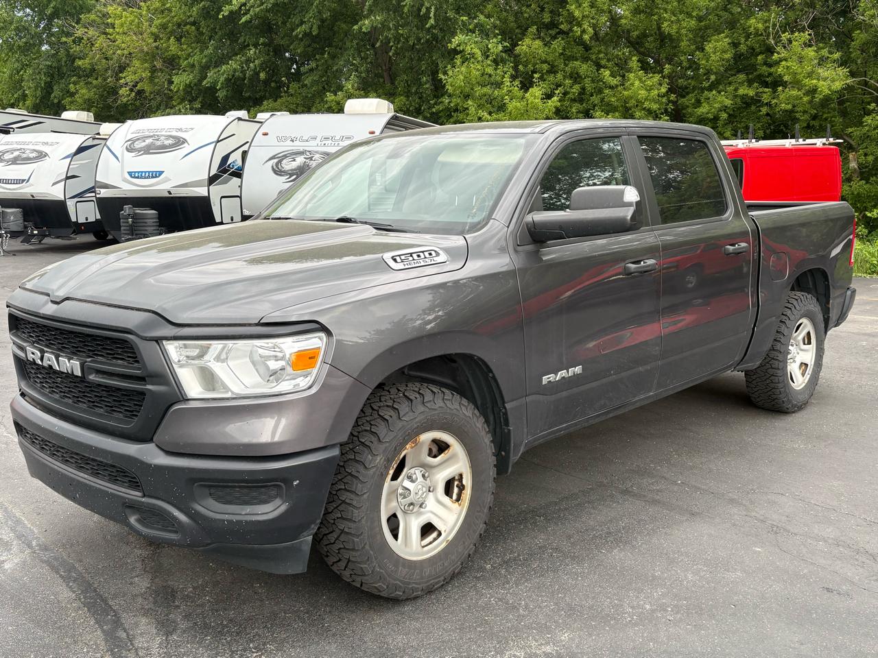 RAM 1500 Tradesman 4x4 Crew Cab 5'7" Box 2019