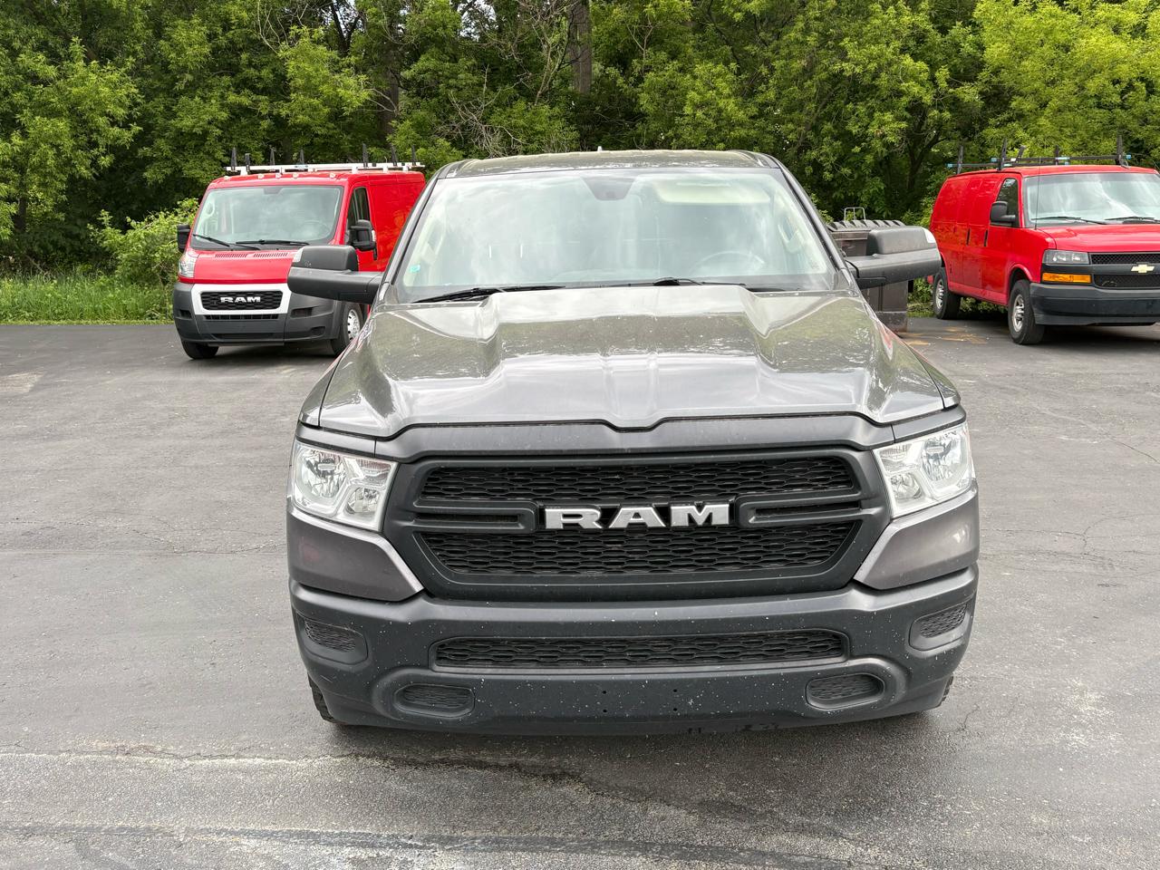 RAM 1500 Tradesman 4x4 Crew Cab 5'7" Box 2019