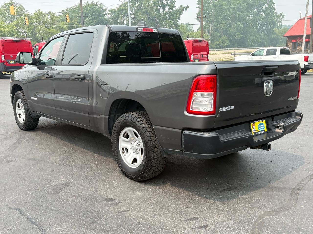 RAM 1500 Tradesman 4x4 Crew Cab 5'7" Box 2019