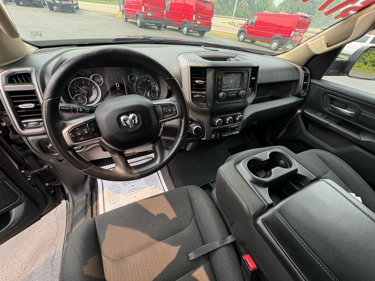 RAM 1500 Tradesman 4x4 Crew Cab 5'7" Box 2019