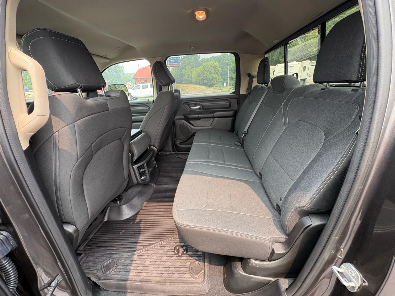 RAM 1500 Tradesman 4x4 Crew Cab 5'7" Box 2019