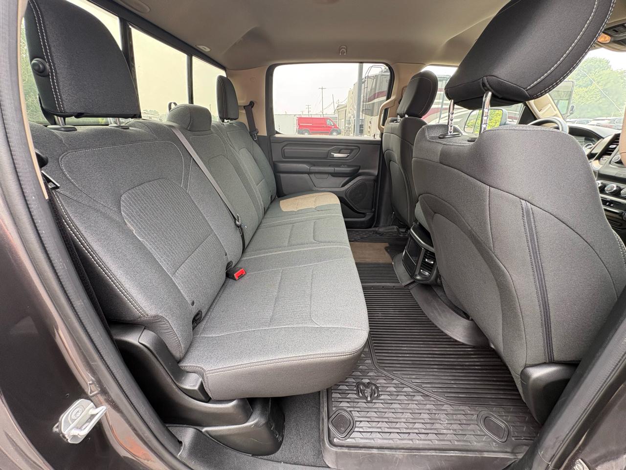 RAM 1500 Tradesman 4x4 Crew Cab 5'7" Box 2019