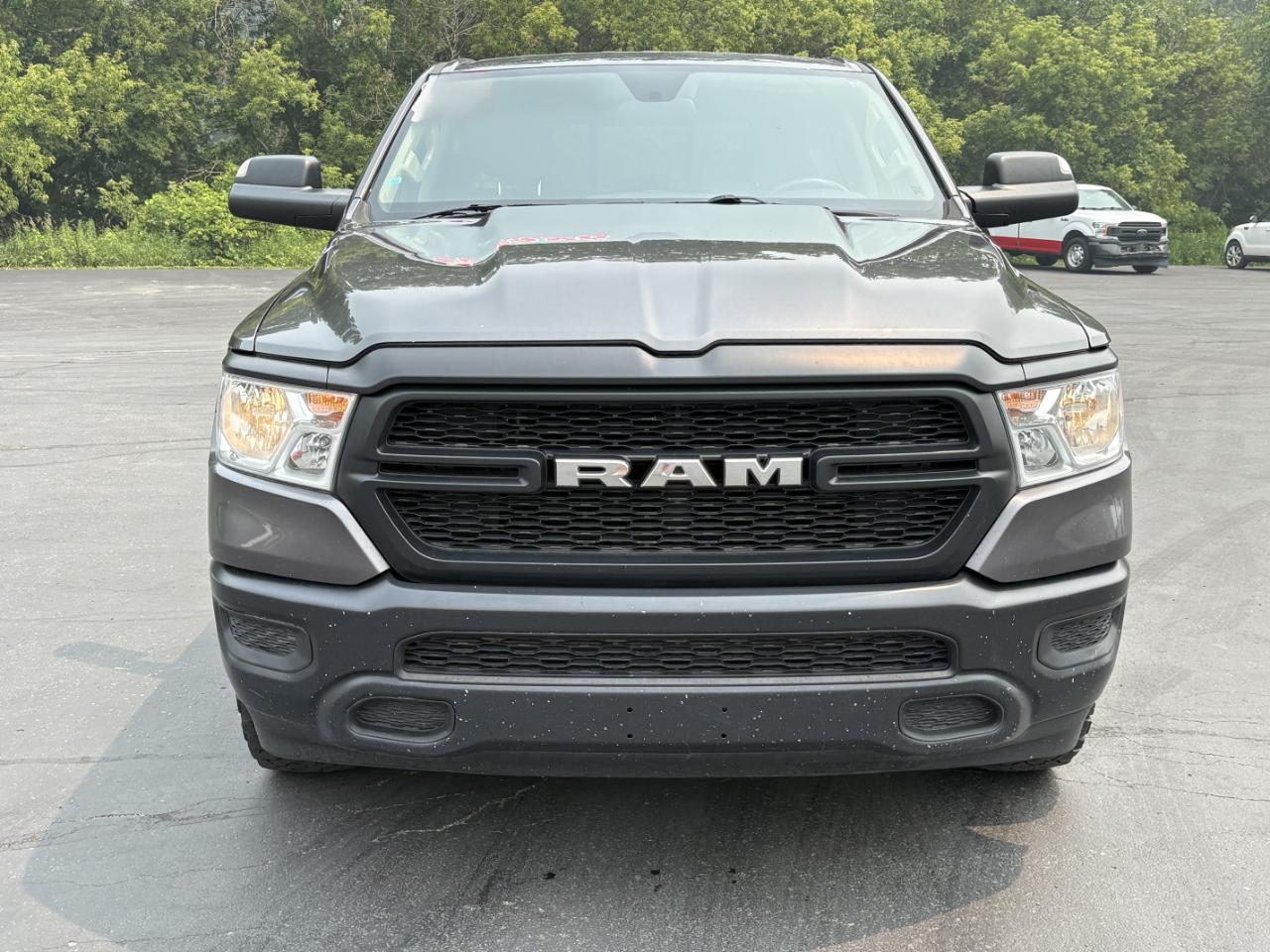 RAM 1500 Tradesman 4x4 Crew Cab 5'7" Box 2019