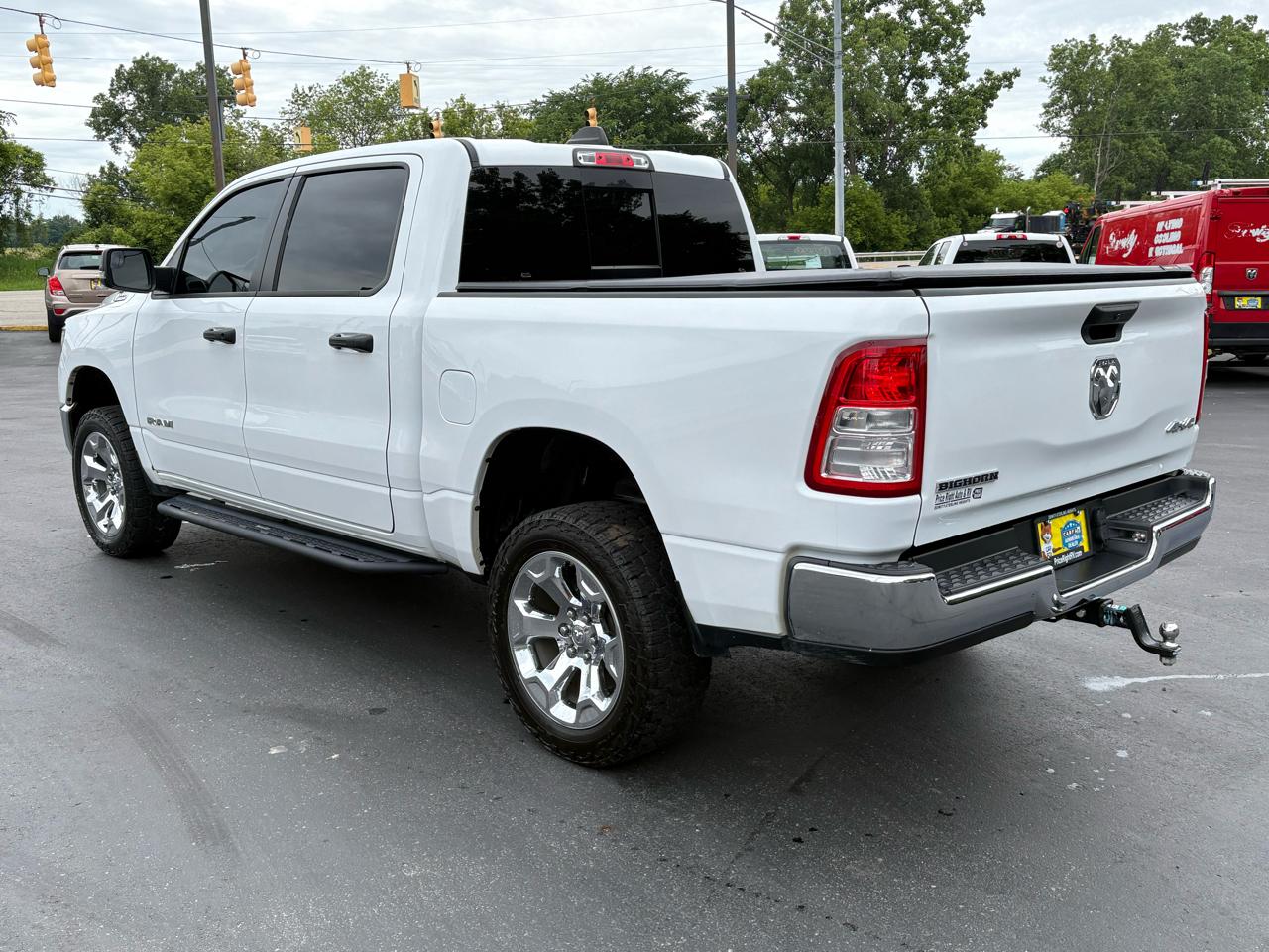 RAM 1500 Big Horn 4x4 Crew Cab 5'7" Box 2023