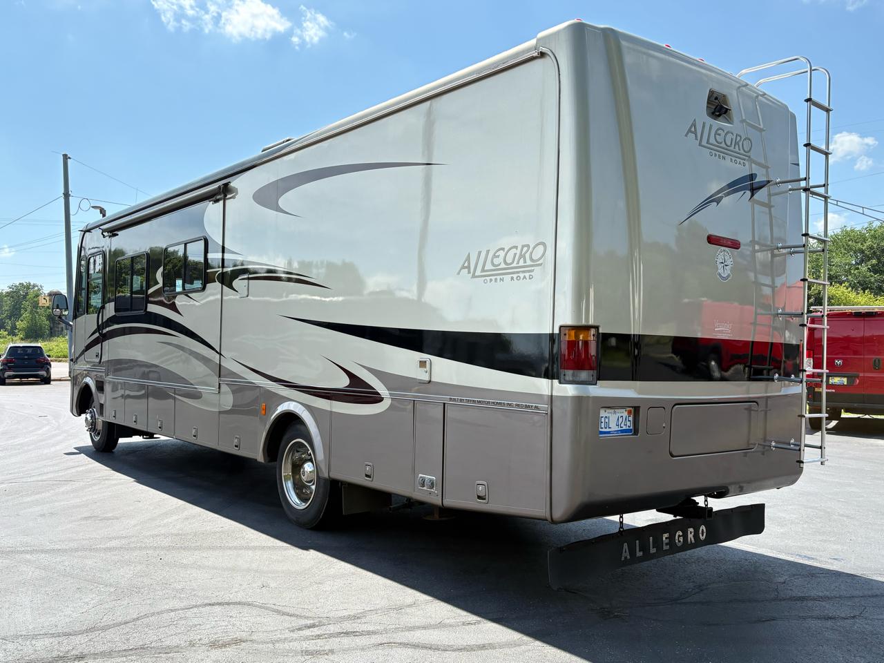 Tiffin Motorhomes Allegro  2008