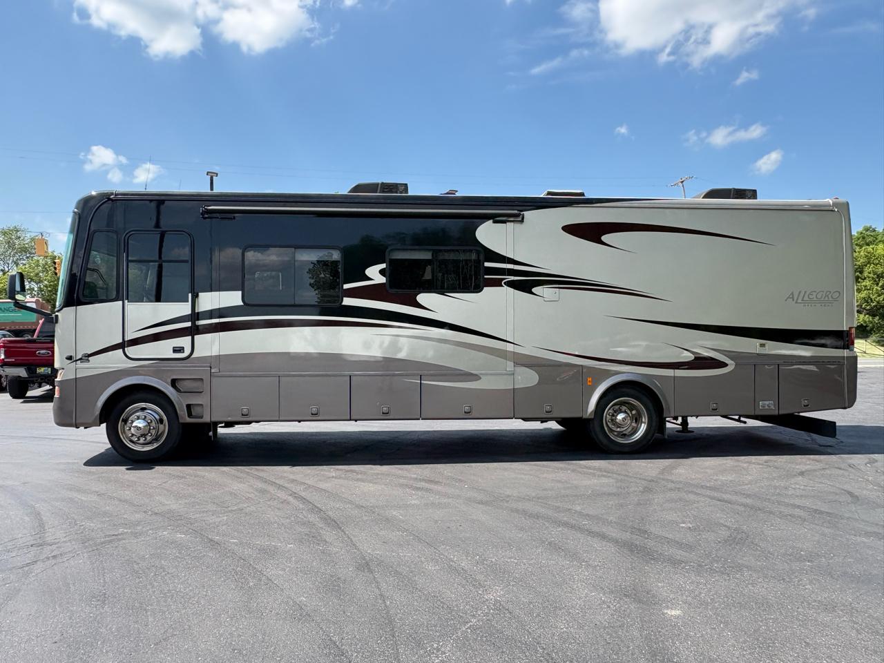 Tiffin Motorhomes Allegro  2008
