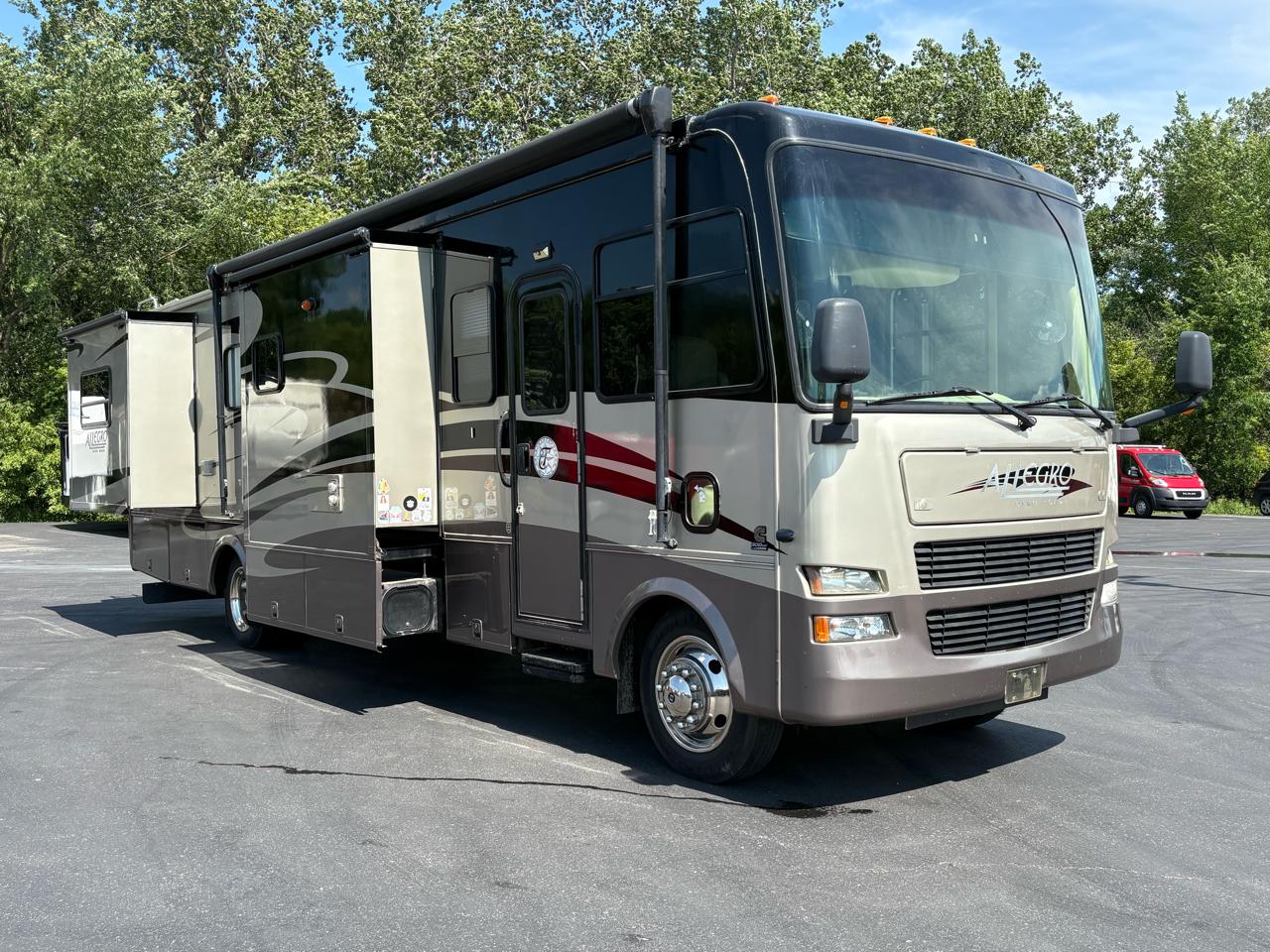 Tiffin Motorhomes Allegro  2008