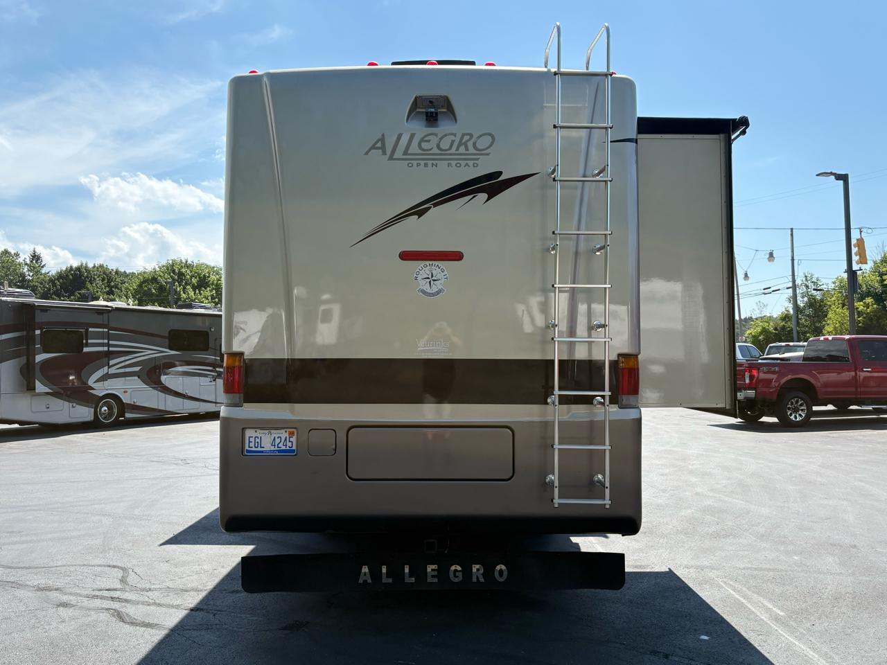 Tiffin Motorhomes Allegro  2008
