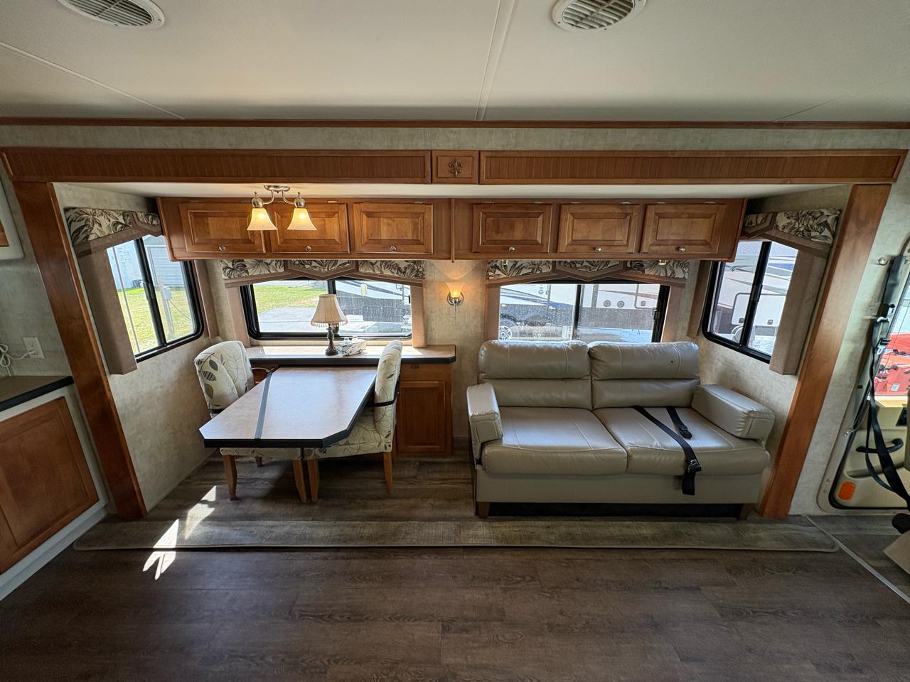 Tiffin Motorhomes Allegro  2008