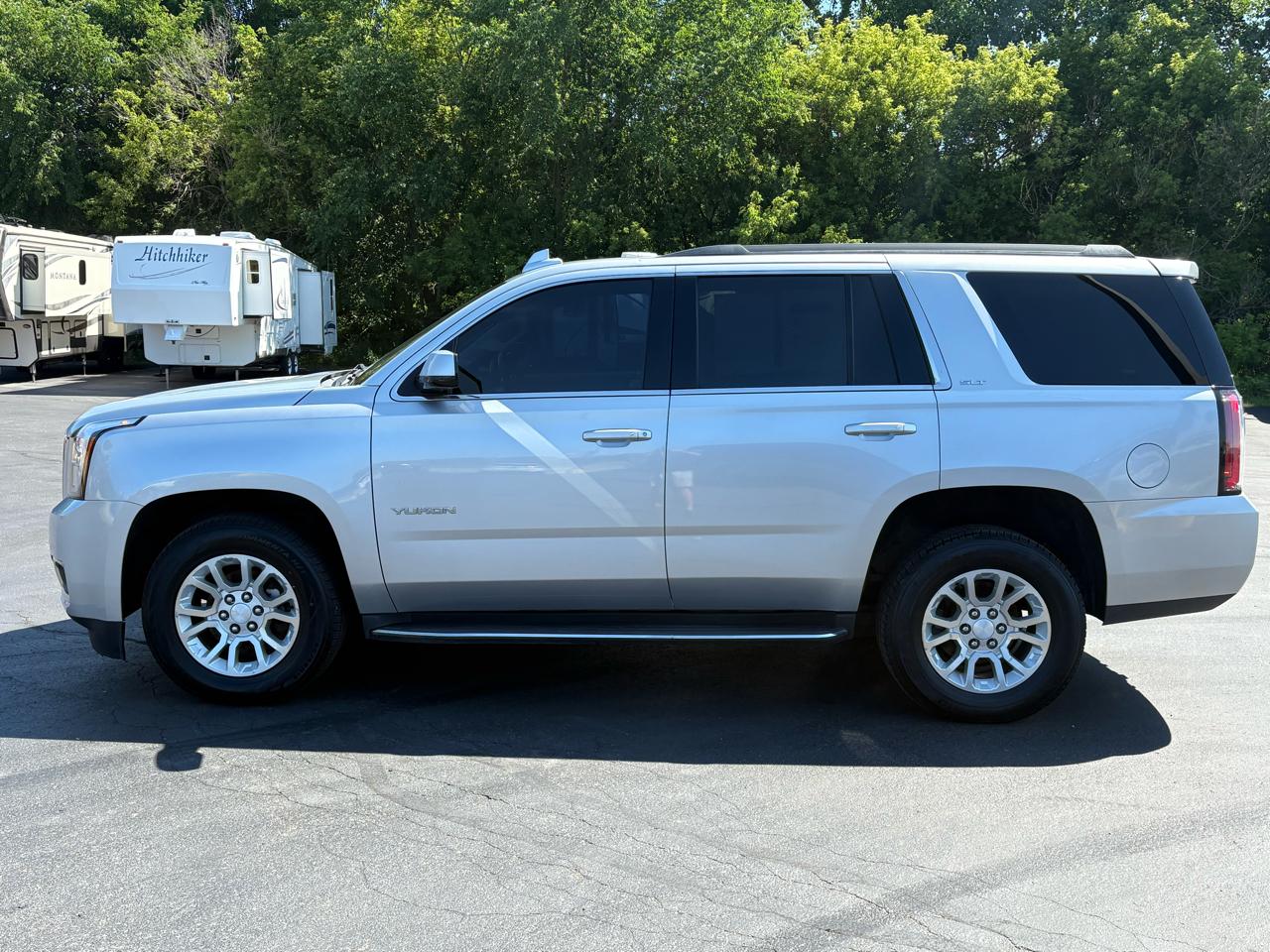 GMC Yukon 4WD 4dr SLT 2017