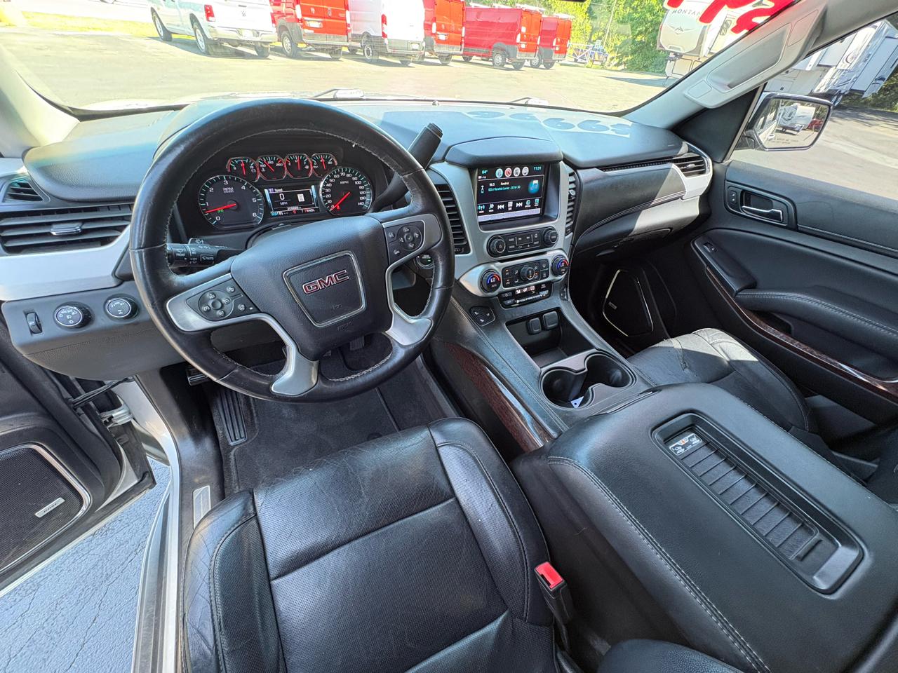 GMC Yukon 4WD 4dr SLT 2017
