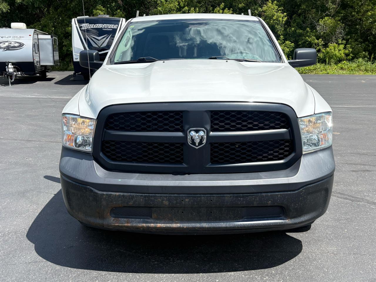 RAM 1500 Tradesman 4x2 Quad Cab 6'4" Box 2018