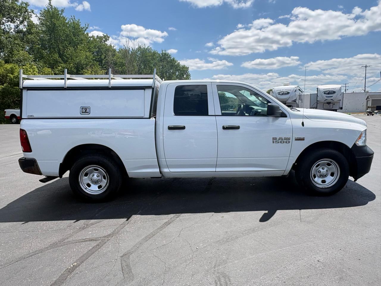 RAM 1500 Tradesman 4x2 Quad Cab 6'4" Box 2018