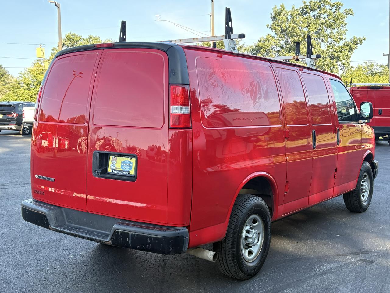 Chevrolet Express Cargo Van RWD 2500 135" 2021