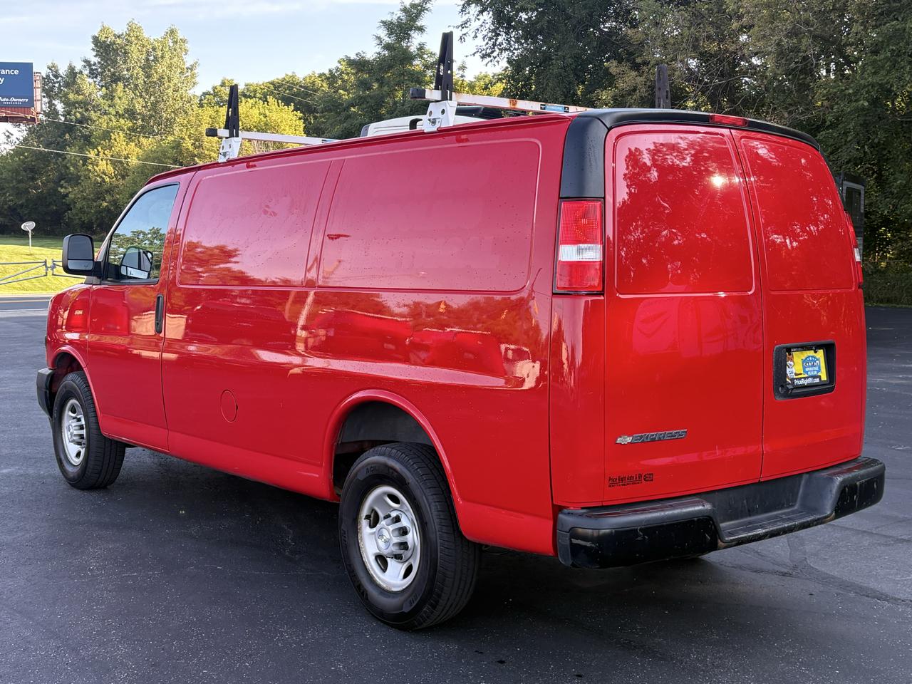 Chevrolet Express Cargo Van RWD 2500 135" 2021