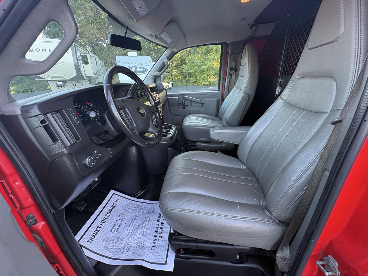 Chevrolet Express Cargo Van RWD 2500 135" 2021