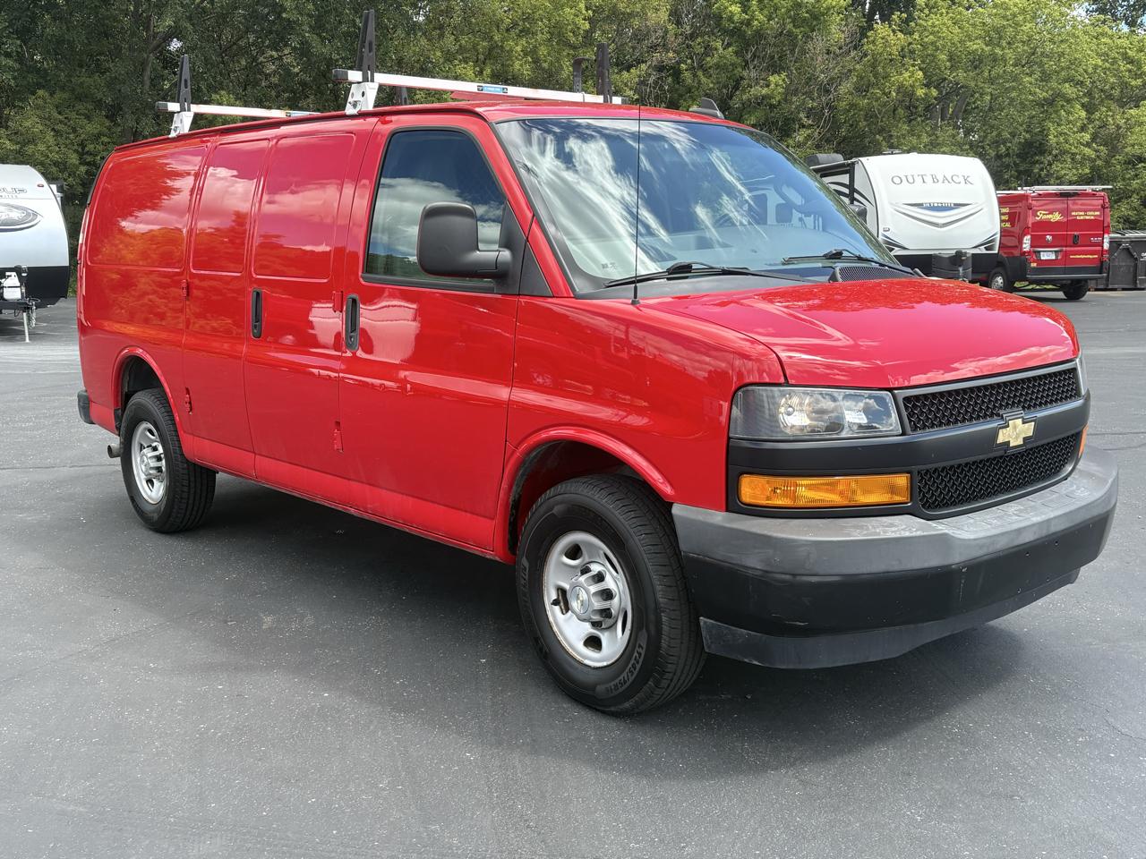 Chevrolet Express Cargo Van RWD 2500 135" 2021