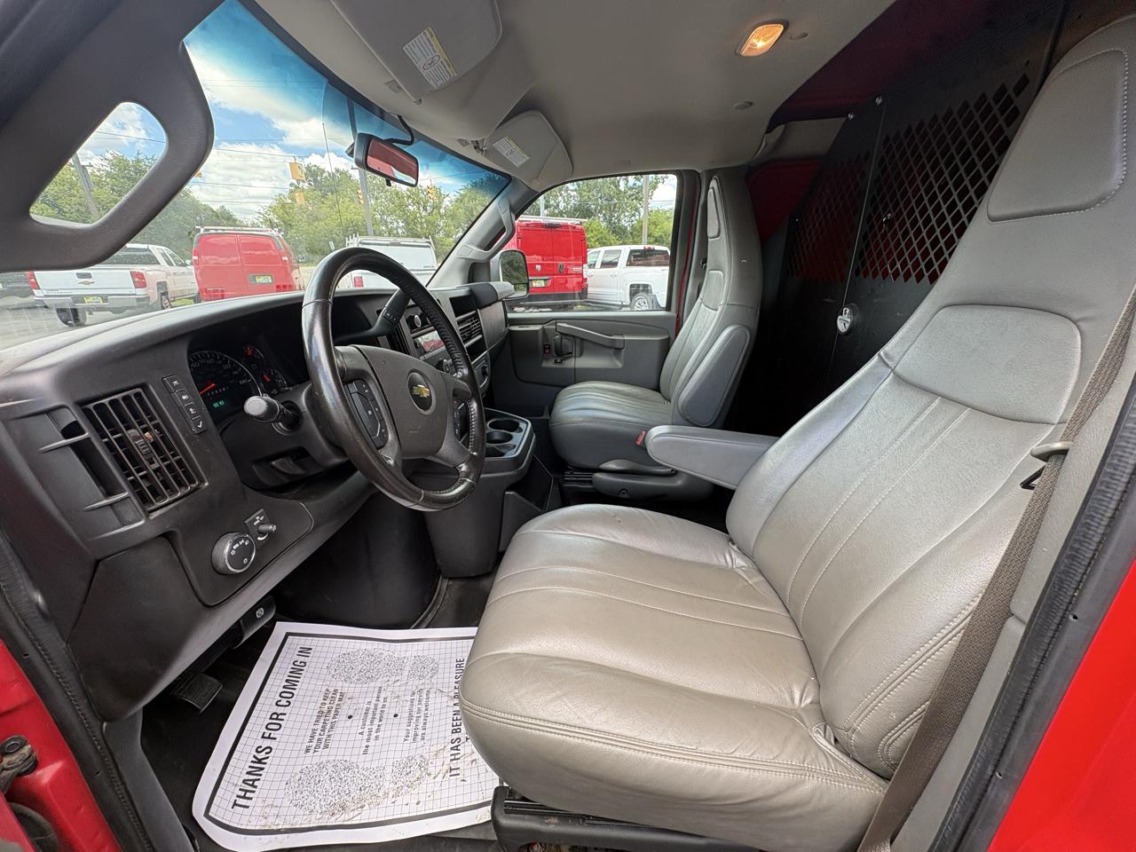 Chevrolet Express Cargo Van RWD 2500 135" 2021