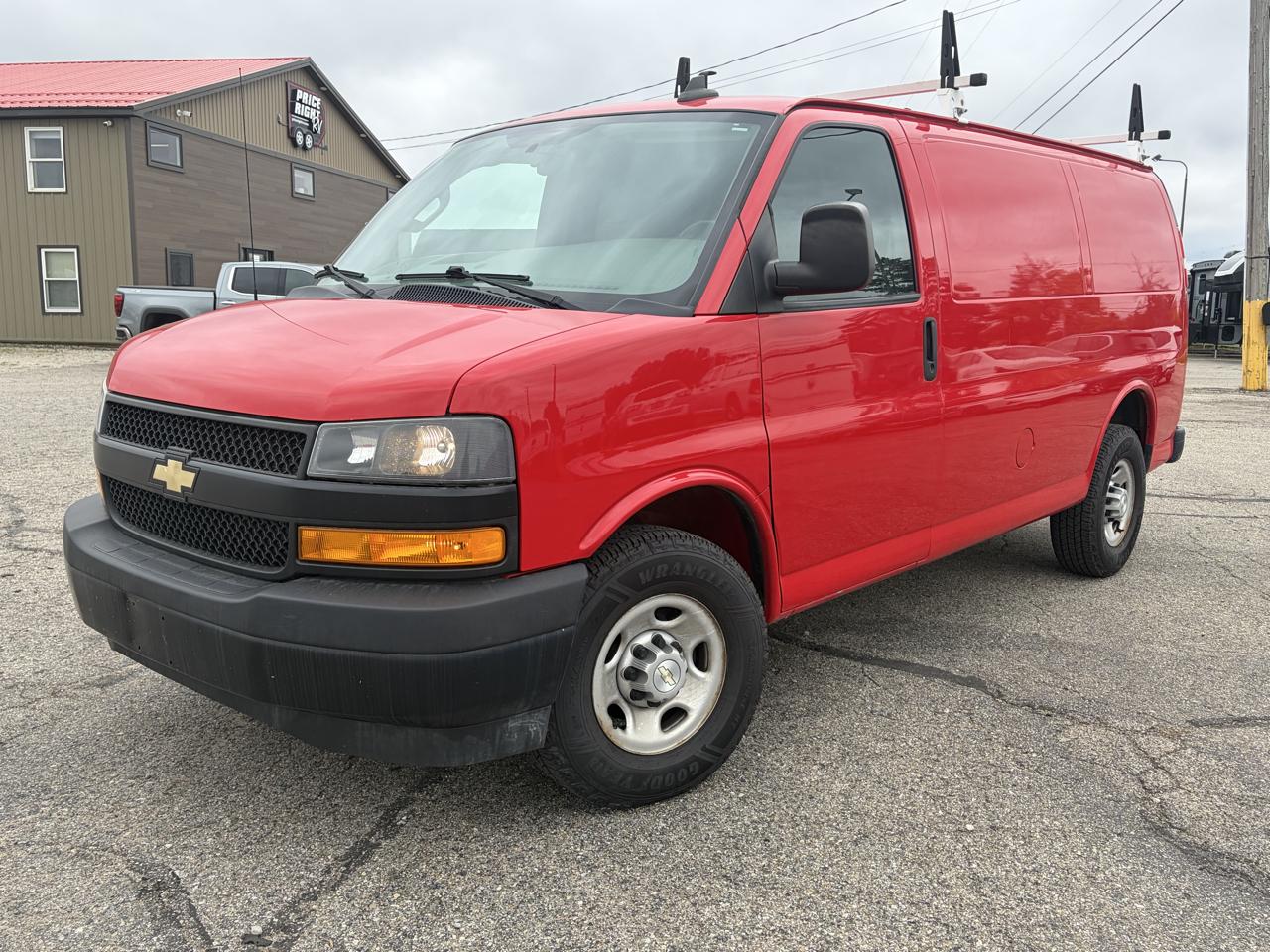 Chevrolet Express Cargo Van RWD 2500 135" 2021