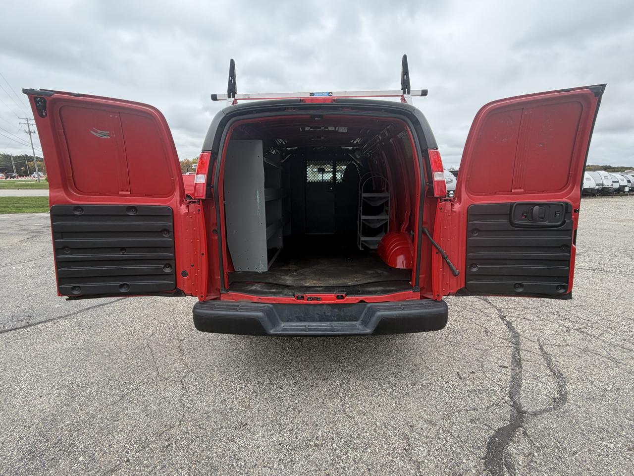 Chevrolet Express Cargo Van RWD 2500 135" 2021