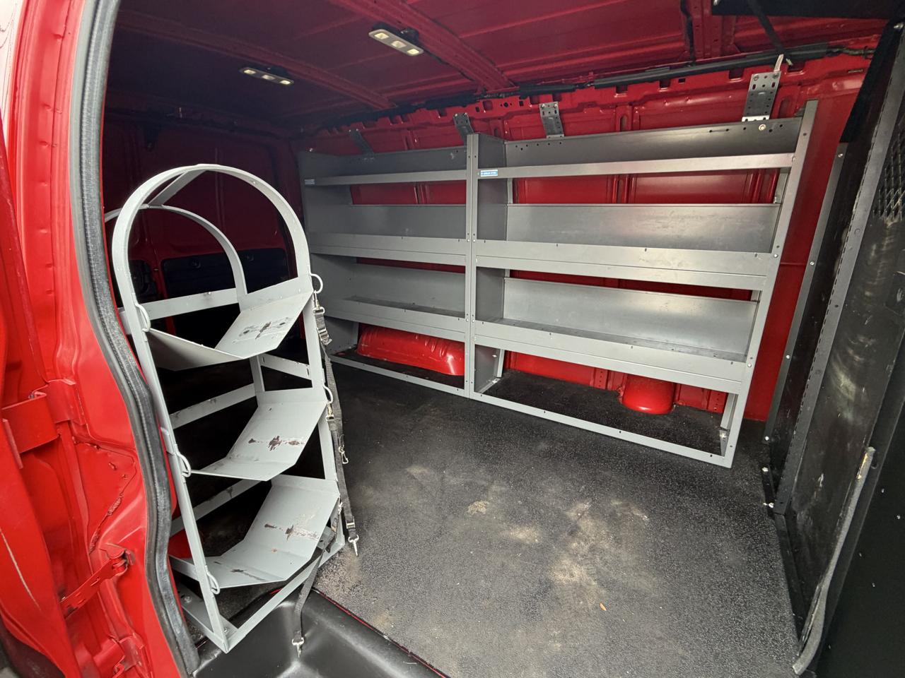 Chevrolet Express Cargo Van RWD 2500 135" 2021