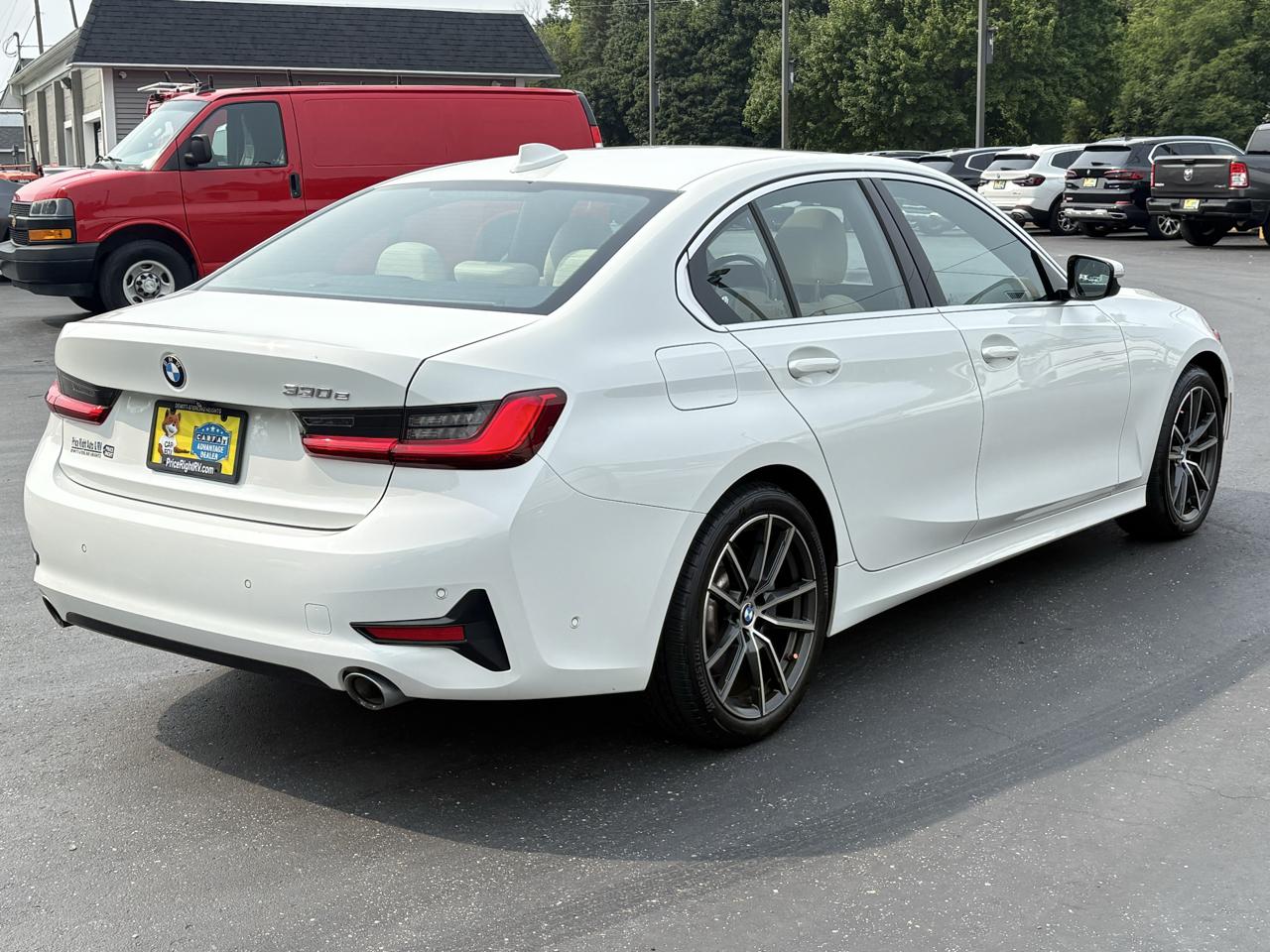 BMW 3 Series 330e Plug-In Hybrid 2021