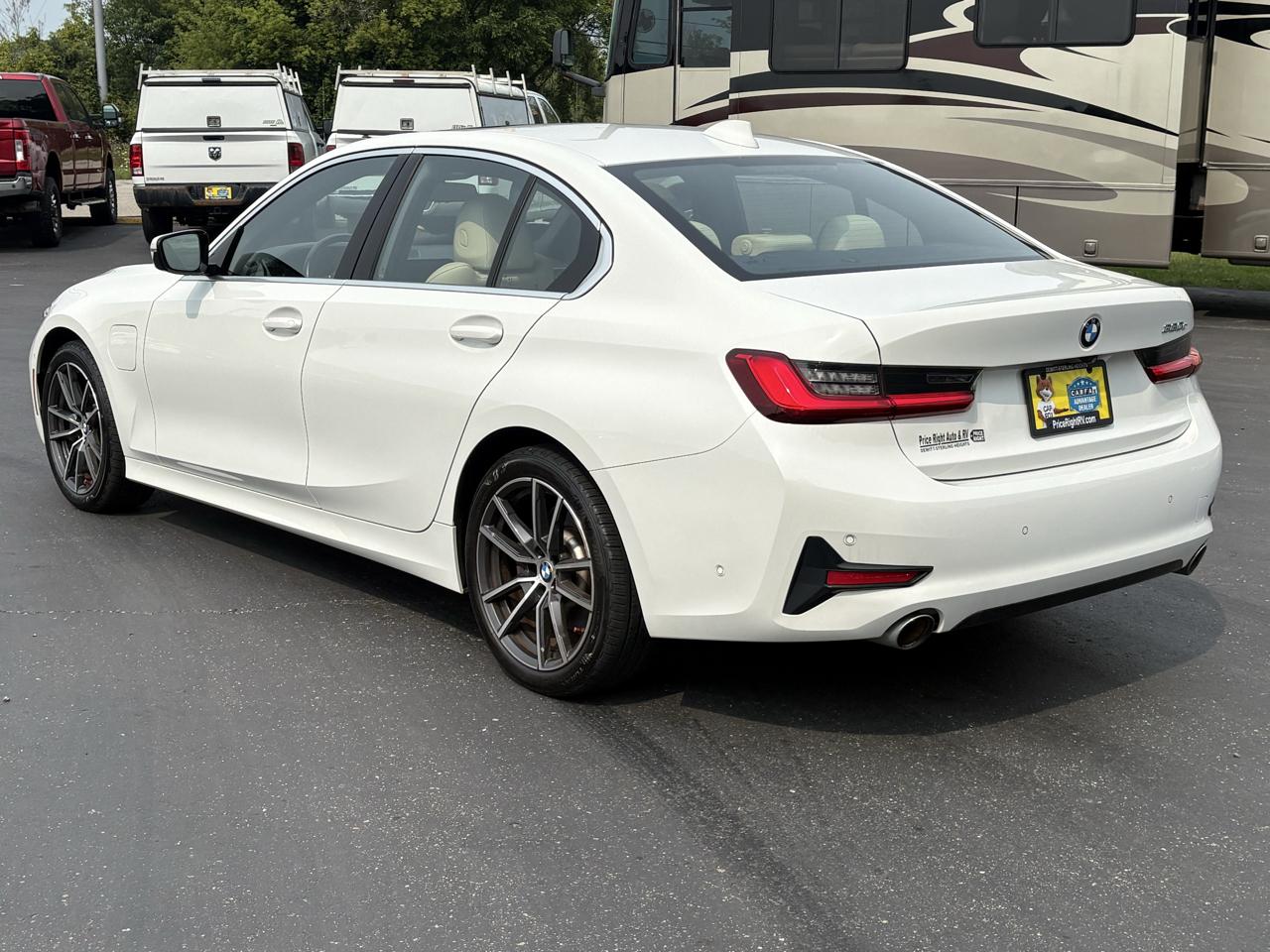 BMW 3 Series 330e Plug-In Hybrid 2021