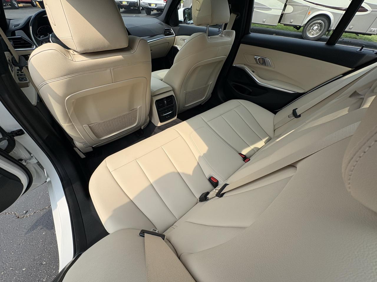 BMW 3 Series 330e Plug-In Hybrid 2021