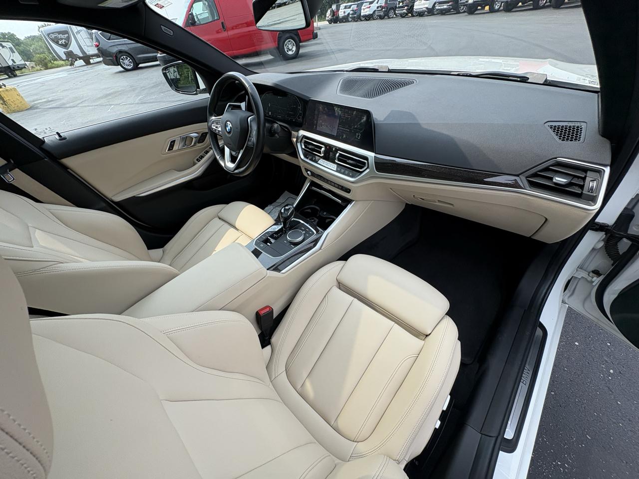 BMW 3 Series 330e Plug-In Hybrid 2021
