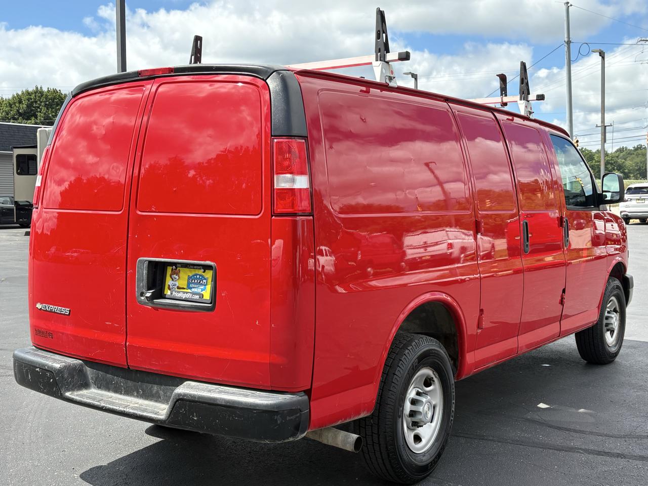 Chevrolet Express Cargo Van RWD 2500 135" 2021