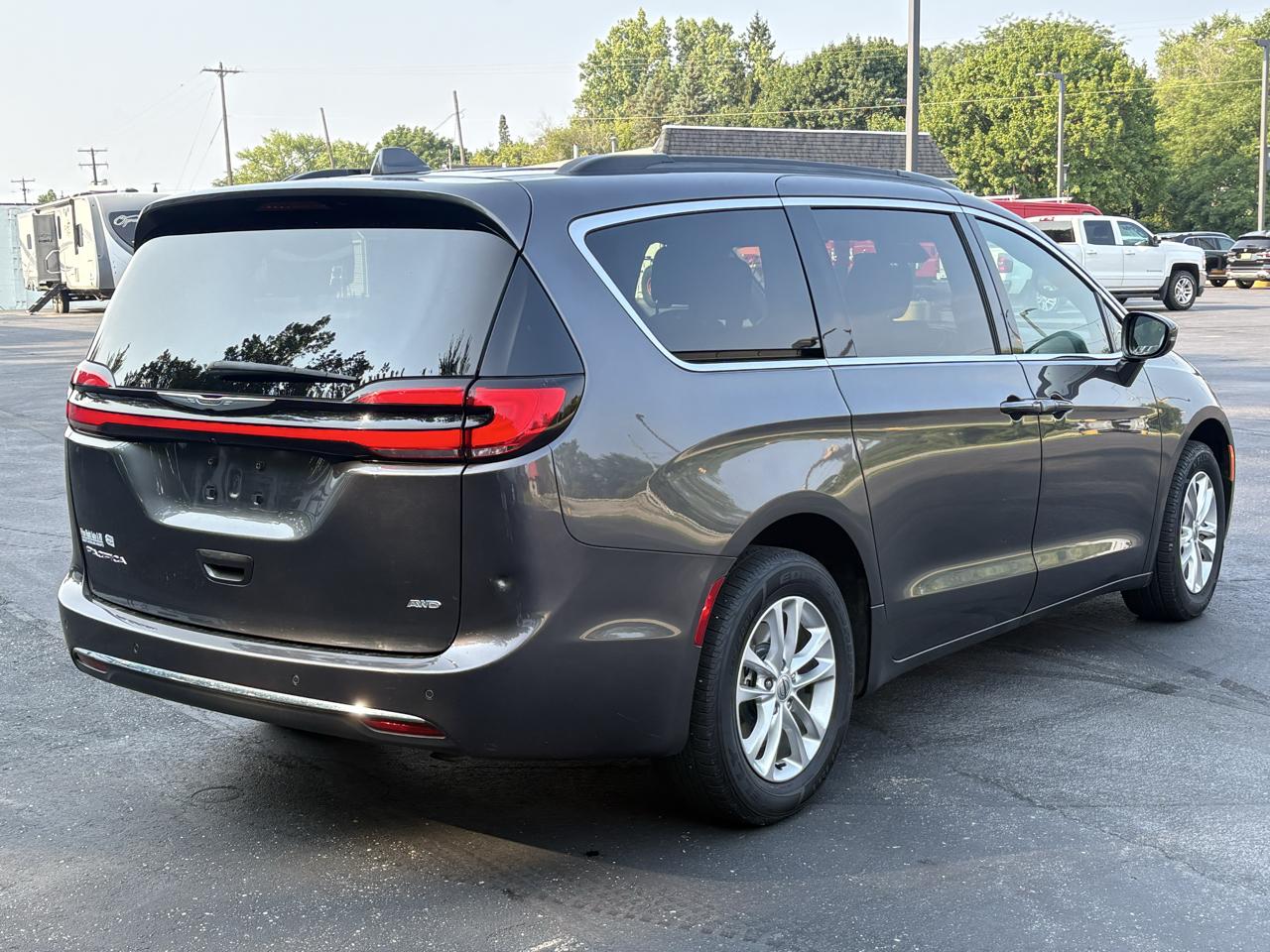 Chrysler Pacifica Touring AWD 2022