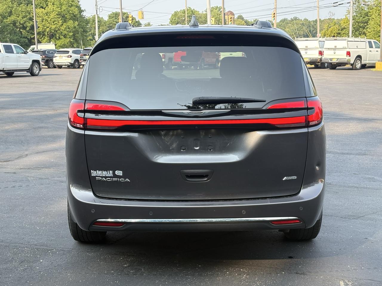 Chrysler Pacifica Touring AWD 2022