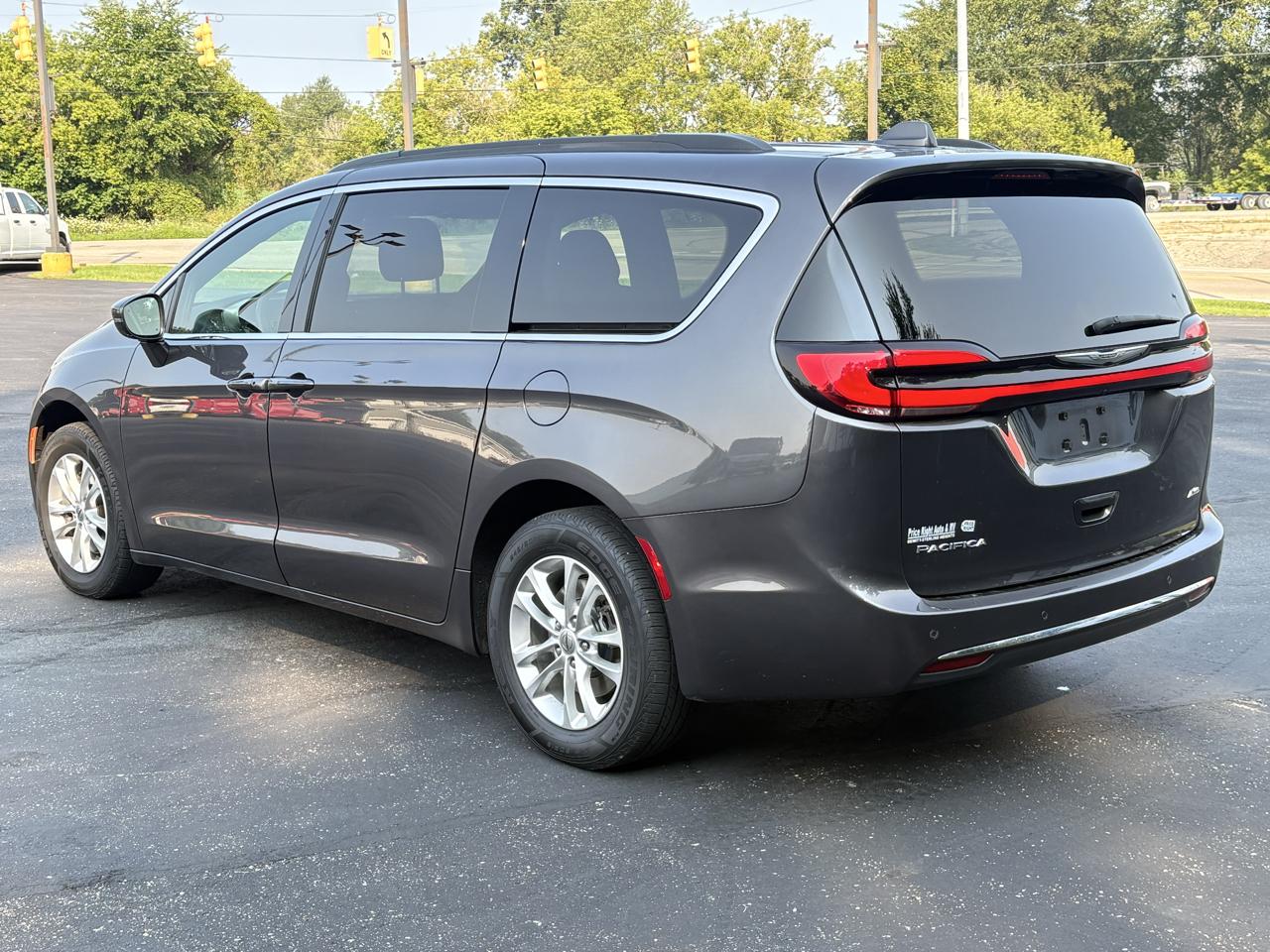 Chrysler Pacifica Touring AWD 2022