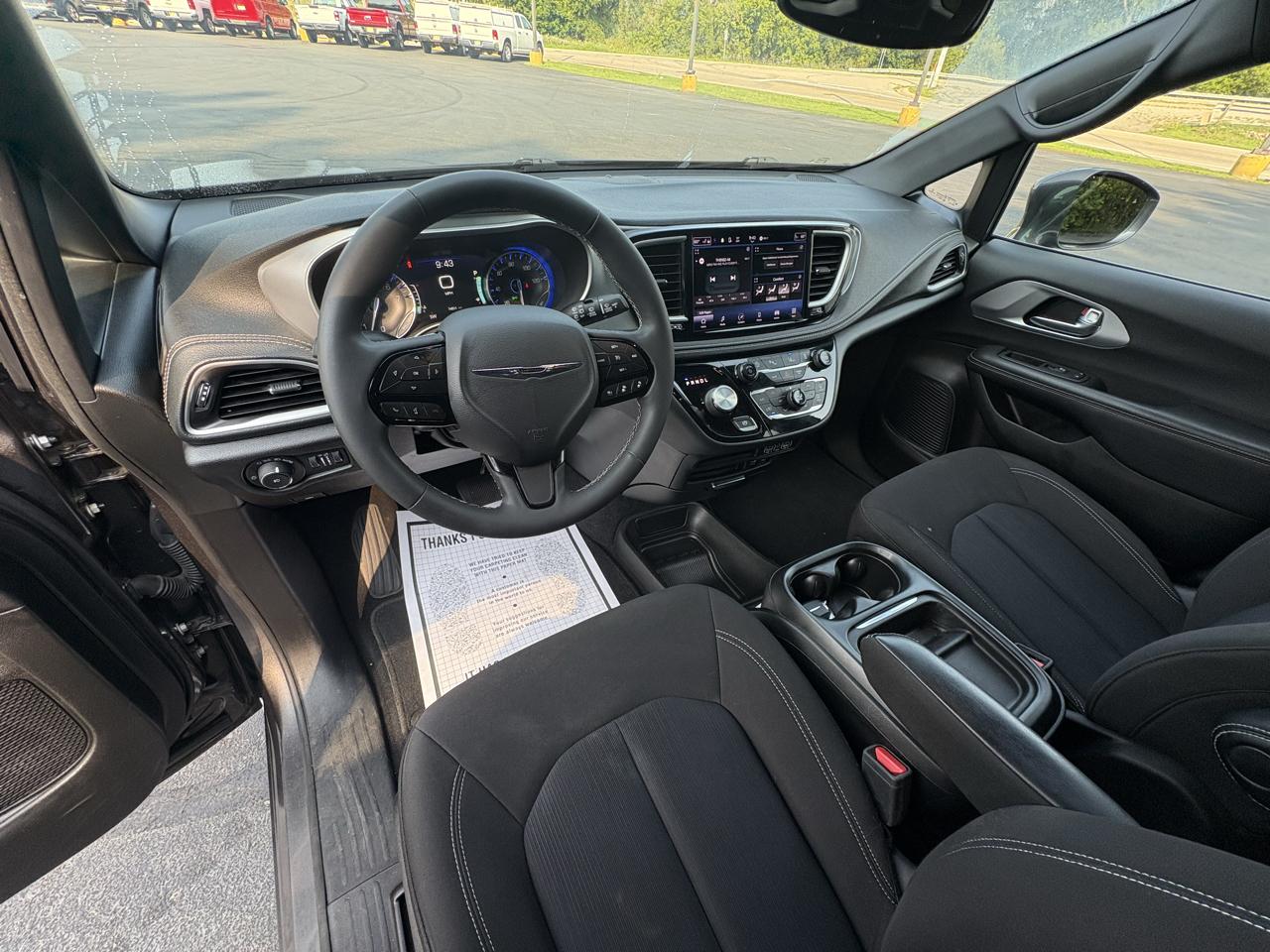 Chrysler Pacifica Touring AWD 2022