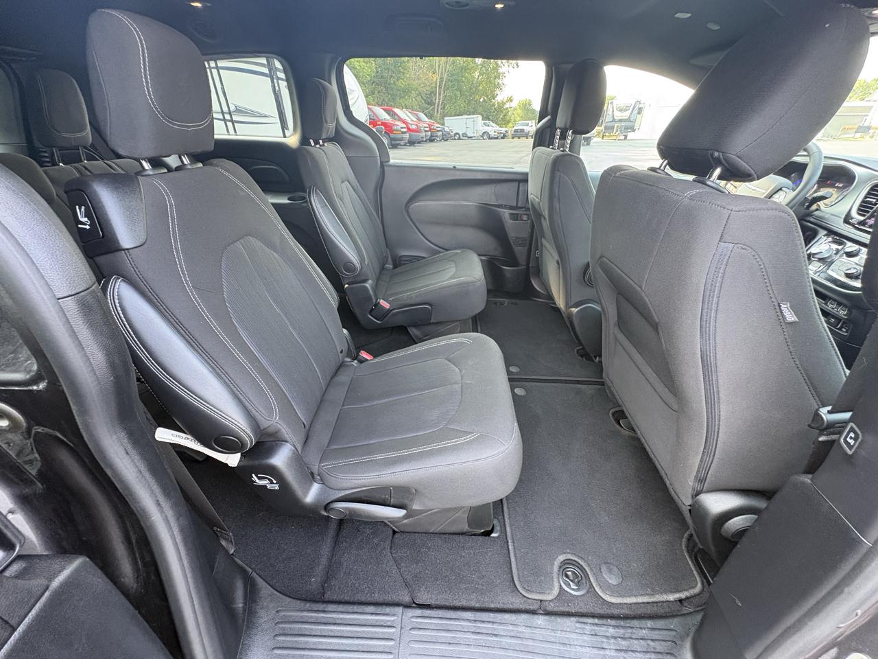 Chrysler Pacifica Touring AWD 2022