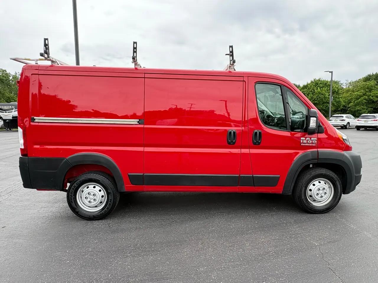 RAM ProMaster Cargo Van 1500 Low Roof 136" WB 2021