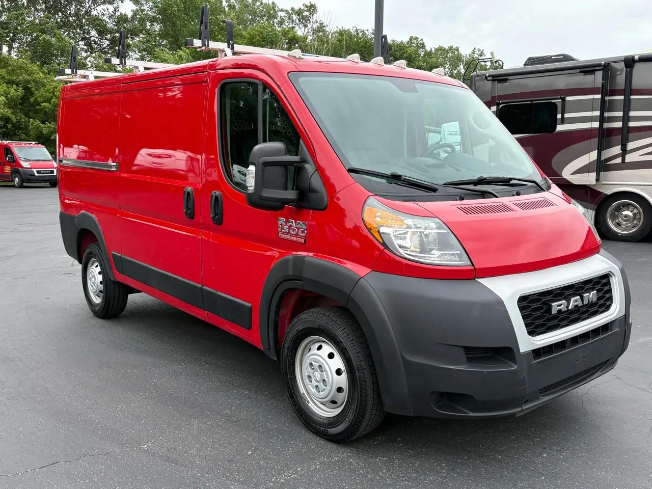RAM ProMaster Cargo Van 1500 Low Roof 136" WB 2021