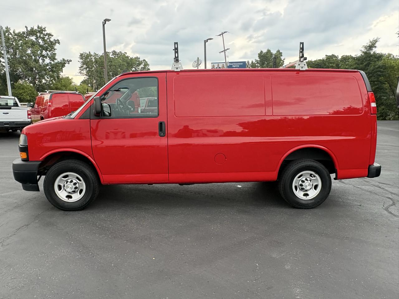 Chevrolet Express Cargo Van RWD 2500 135" 2021